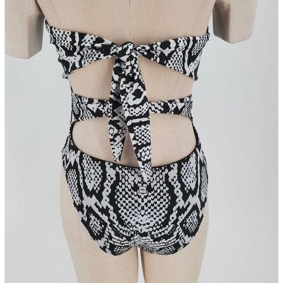 Hilo Swimsuit Womens One Piece Strapless Open Back Black White Size Large - Picture 5 of 8